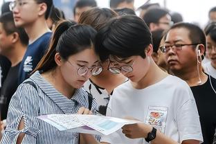 足总杯-德布劳内复出献助攻福登双响 曼城5-0哈镇近8战7胜1平